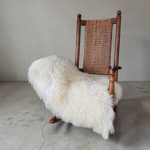 Icelandic Sheepskin - Natural Curly Fiber 47" x 32"